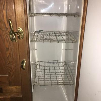 Antique Refrigerator Great Condition 