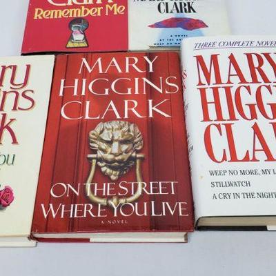 5 Mary Higgins Clark Hardback Books: Remember Me to Three Complete Novels in One