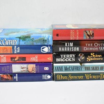 10 Hardcover Books, Fantasy: All the Weyrs of Pern -to- The Wicked Day
