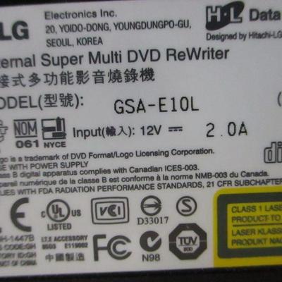 Lot 146 - 16x External DVD/CD Rewriter
