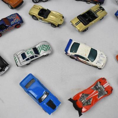 36 Toy Cars: Hot Wheels, Maisto, etc