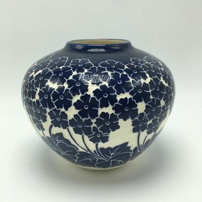 Lot 58 - Ken Tracy Pottery Vases