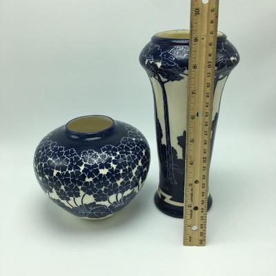 Lot 58 - Ken Tracy Pottery Vases