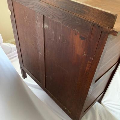 Lot 81- Early 1900s Stickley Craftsman Dresser