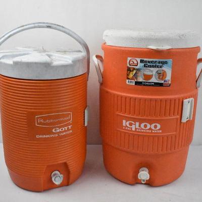 2 Orange Water Coolers: Rubbermaid (Damaged Lid) & Igloo 5 gallon