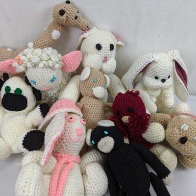 10 Piece Crocheted Animals Lot - Giraffe, Bunny, Lamp, Cat, & More