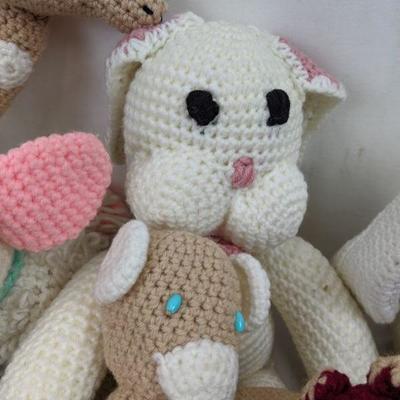 10 Piece Crocheted Animals Lot - Giraffe, Bunny, Lamp, Cat, & More