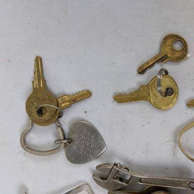 Various Household Keys Lot