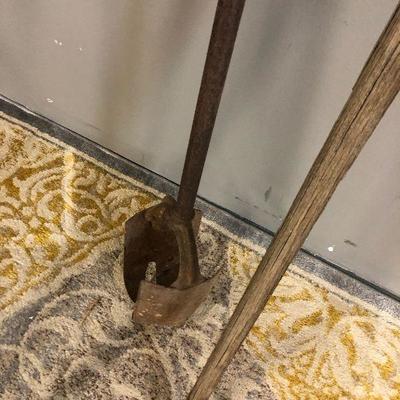 Lot #77 Pitch Fork, Hoe, Post hole Digger 