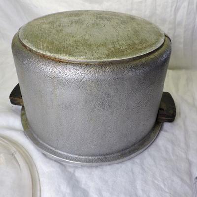 Vintage Guardianware Stock Pot