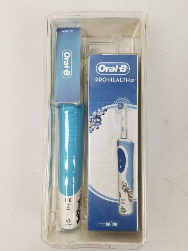 Oral-B Pro-Health Jr Electric Toothbrush, Disney's Frozen Olaf Design - New  | EstateSales.org