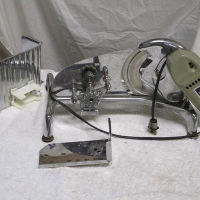 Lot 9 - Rival Electric Food Slicer