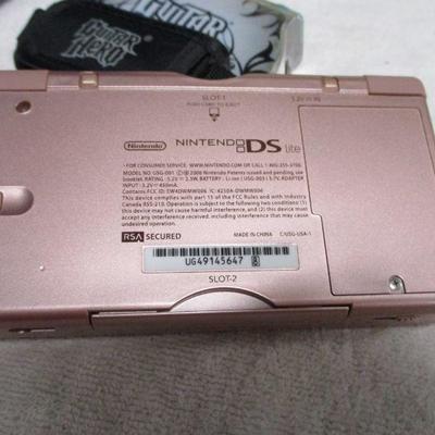 Lot 66 - Nintendo DS Lite