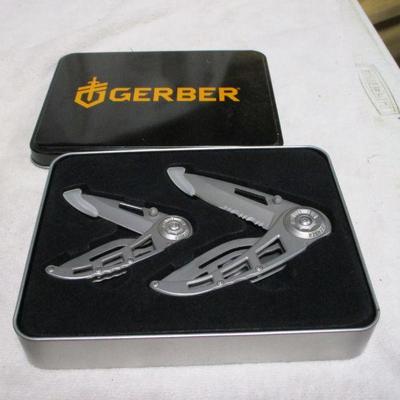 Lot 72 - Gerber Folding Knives 