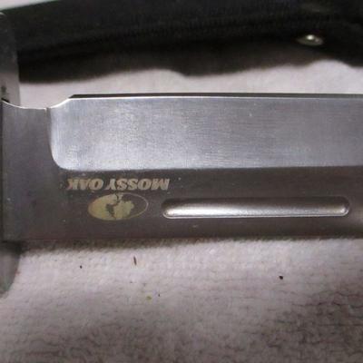 Lot 101 - Mossy Oak Knife - Fixed Blade