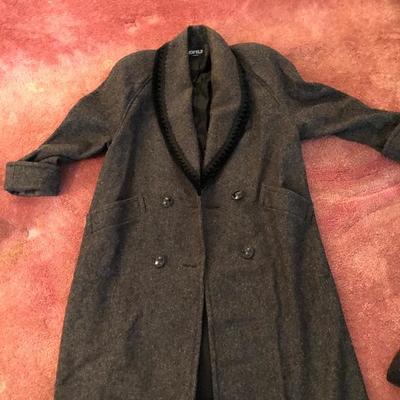 Lot 19 - Woman's Coats  & Jackets - Raffinati Suite, John Alexander, Jofeld Wool Coat, British Mist, de Ball Velvet