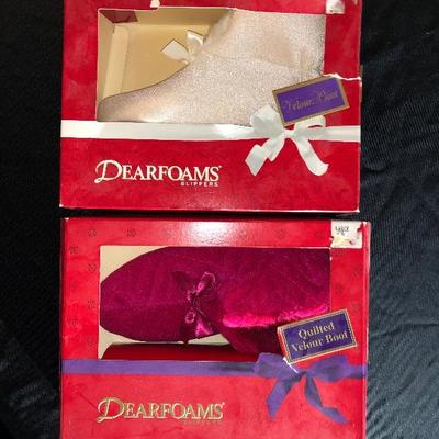 Lot 32 - New Leather Gloves (Macy's), Dearfoam Slippers (New) Nightgowns, Hat (New) Gloves w/fur