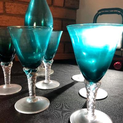 Lot 45 - Vintage Blue Glass 18