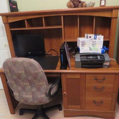 Desk Unit with Chair