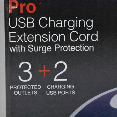 GE Pro 3-Outlet Extension Cord, 2-Port USB, 8-Foot Cord, Surge Protection - New