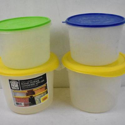4pc Food Storage Containers & Lids: Two 3.5 Qt 