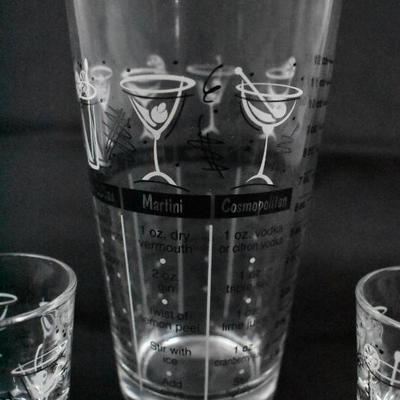 Mixed Drinks Measuring Glass With Coordinating Shot Glasses