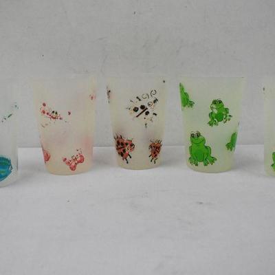 Cups Lot: 6 Vintage Kids Cups, 3 Vintage Sippy Cups, and Tumbler