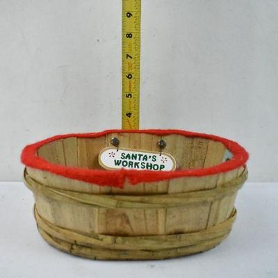 Santa's Workshop Scene Decor, Homemade out of Basket
