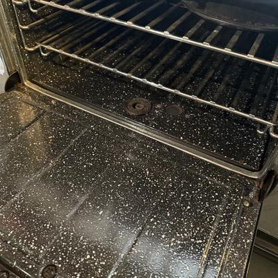 1932 Wedgewood Stove