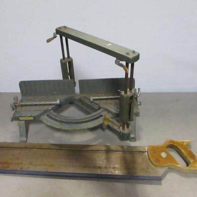 Lot 16 - Craftsman Miter Box With Kromedge Saw