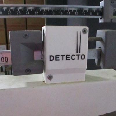 Lot 62 - Detecto Scale With Height Rod