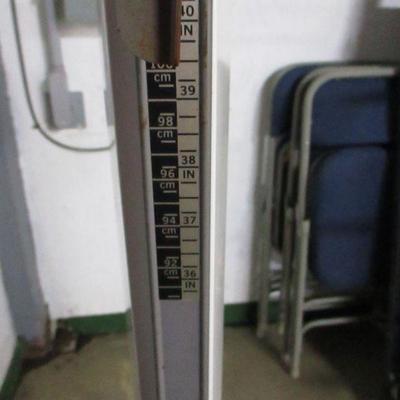 Lot 62 - Detecto Scale With Height Rod