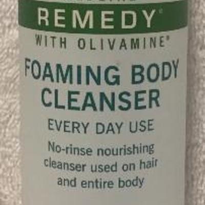 Medline Remedy with Olivamine Foaming Body Cleaner 9oz  (No rinsing necessary.  For hair or body)