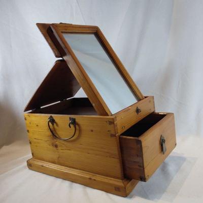 Antique Grooming Travel Box