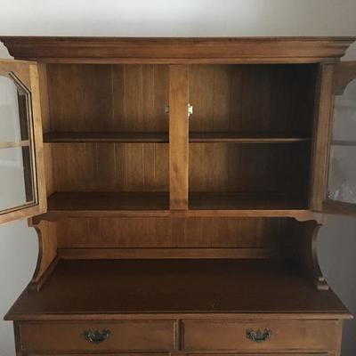 Lot 46 - Heywood Wakefield Hutch