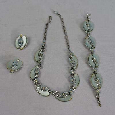 Vintage Costume Jewelry: Pearly Blue Necklace, Bracelet & Clip-on Earrings