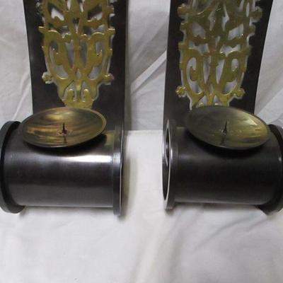 Lot 76 - Wall Hanging Candle Holders