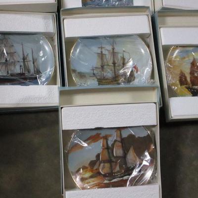 Lot 84 - Legendary Ships Of The Seas Collectors Plates  w/ COA's & Box