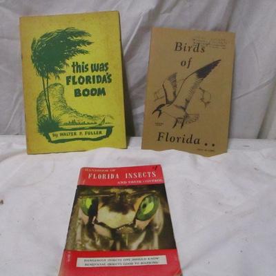 Lot 101 - Pamphlets/Books From Florida  - Birds Insects 