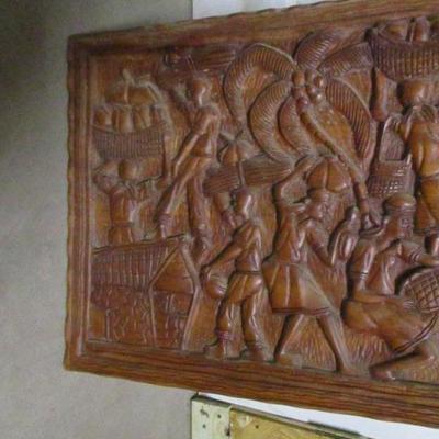 Lot 105 - Carved Polynesian? Art Piece 