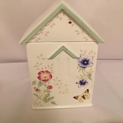 Lot 72 - Lenox Dishware