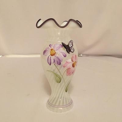 Lot 75 - Trio of Fenton Vases