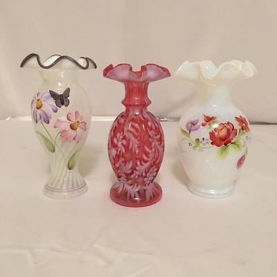 Lot 75 - Trio of Fenton Vases
