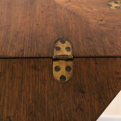 Lot 78 - Vintage Gaming Table