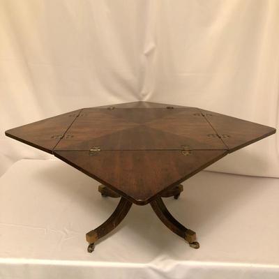 Lot 78 - Vintage Gaming Table
