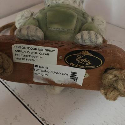 Lot 101 - Colony of Rabbits