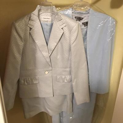 Lot 120 - Ladies Formal Wear