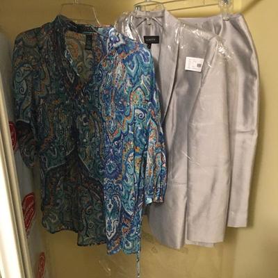 Lot 120 - Ladies Formal Wear