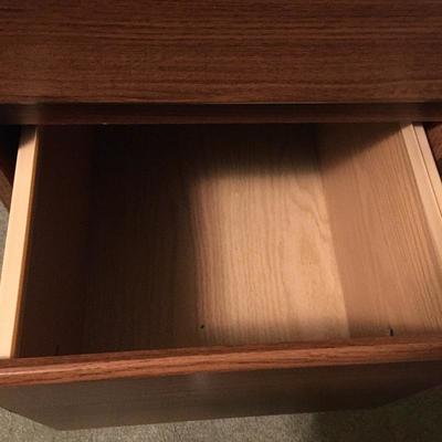 Lot 122 - Computer Desk & Chair