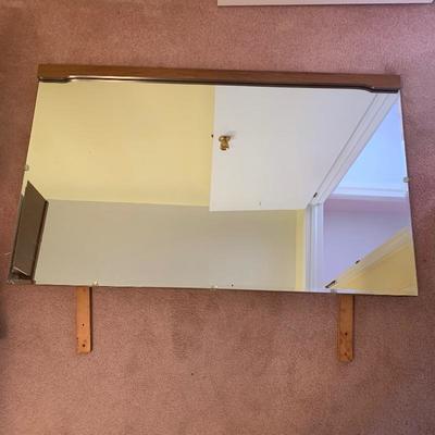 Lot 128- Drew Side Table and Dresser Mirror